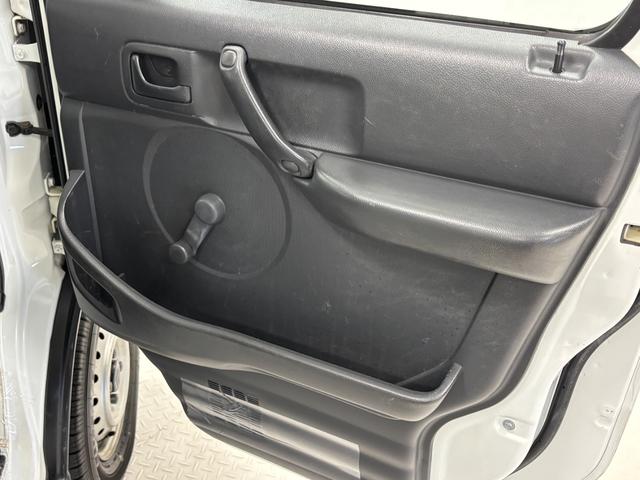 キャリイトラックＫＣエアコン・パワステＡＭ・ＦＭラジオ　マニュアルエアコン　　　ＡＴ（長野県）の中古車