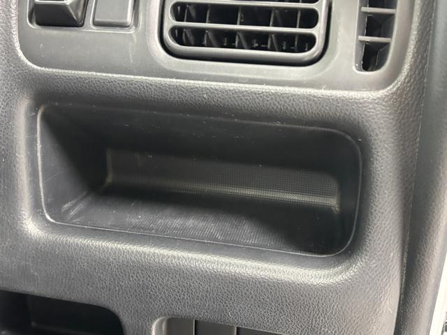 キャリイトラックＫＣエアコン・パワステＡＭ・ＦＭラジオ　マニュアルエアコン　　　ＡＴ（長野県）の中古車