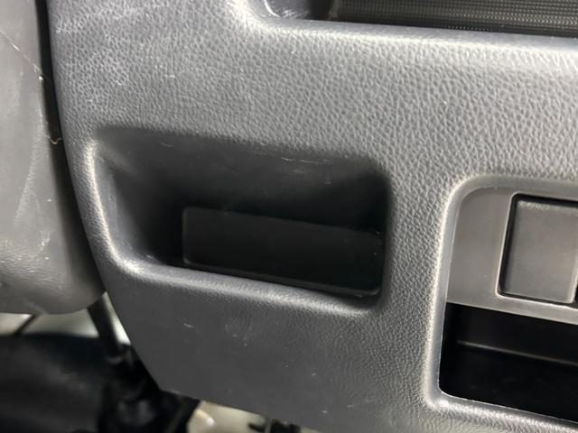 キャリイトラックＫＣエアコン・パワステＡＭ・ＦＭラジオ　マニュアルエアコン　　　ＡＴ（長野県）の中古車