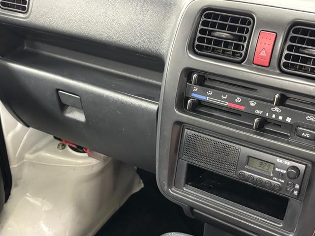 キャリイトラックＫＣエアコン・パワステＡＭ・ＦＭラジオ　マニュアルエアコン　　　ＡＴ（長野県）の中古車