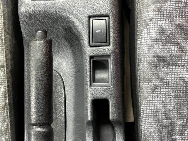 キャリイトラックＫＣエアコン・パワステＡＭ・ＦＭラジオ　マニュアルエアコン　　　ＡＴ（長野県）の中古車