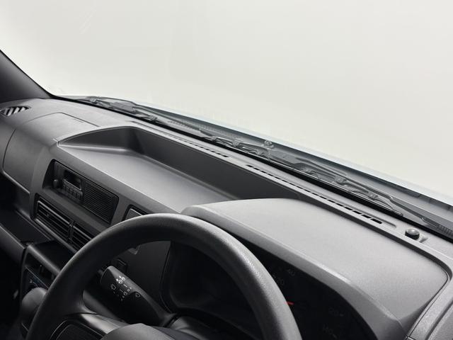 ハイゼットカーゴＤＸドラレコ　ＥＴＣ　ＡＭ・ＦＭチューナー　マニュアルエアコン　フルフラット荷室　両側スライドドア　オーバーヘッドコンソール　電子制御式４ＷＤ　ハロゲンヘッドランプ　オートライト　キーレス　スマアシ（長野県）の中古車