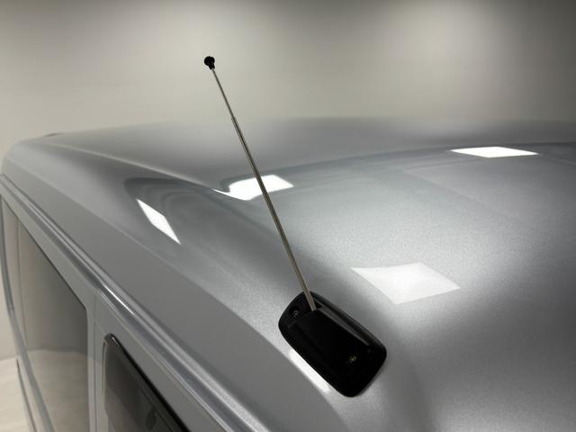 ハイゼットカーゴＤＸドラレコ　ＥＴＣ　ＡＭ・ＦＭチューナー　マニュアルエアコン　フルフラット荷室　両側スライドドア　オーバーヘッドコンソール　電子制御式４ＷＤ　ハロゲンヘッドランプ　オートライト　キーレス　スマアシ（長野県）の中古車