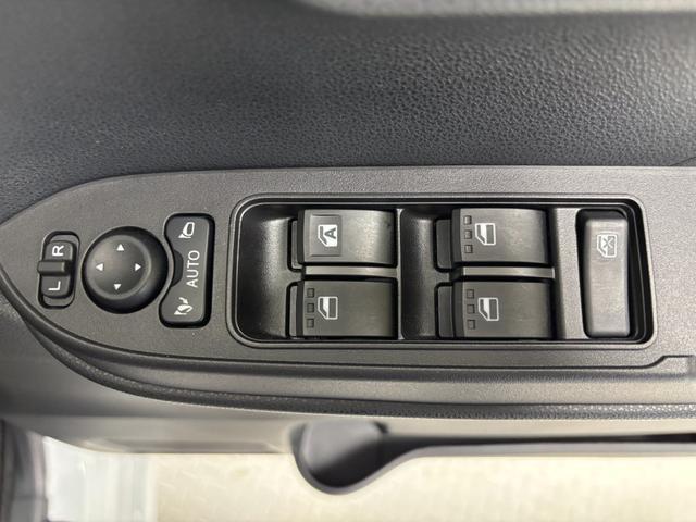 タントカスタムＲＳ　ｅｃｏ　ＩＤＬＥ非装着車ターボ　オーディオレス　ＵＳＢソケット　両側電動スライドドア　ミラクルオープンドア　両側シートヒーター　格納式テーブル　格納式サンシェード　電動格納ミラー　ＬＥＤ　オートライト　キーレス　スマアシ（長野県）の中古車