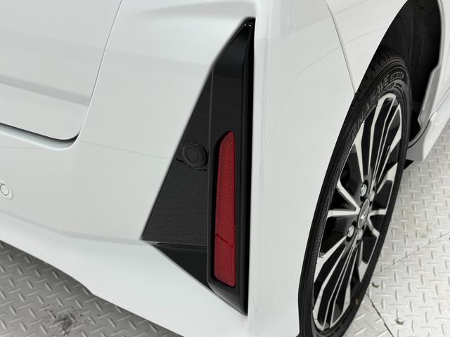 タントカスタムＲＳ　ｅｃｏ　ＩＤＬＥ非装着車ターボ　オーディオレス　ＵＳＢソケット　両側電動スライドドア　ミラクルオープンドア　両側シートヒーター　格納式テーブル　格納式サンシェード　電動格納ミラー　ＬＥＤ　オートライト　キーレス　スマアシ（長野県）の中古車