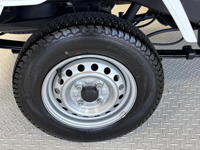 ハイゼットトラックジャンボエクストラＣＤチューナー　オートライト　ＭＴ　　　マニュアルエアコン　ＬＥＤヘッドランプ　ＬＥＤフォグランプ（長野県）の中古車