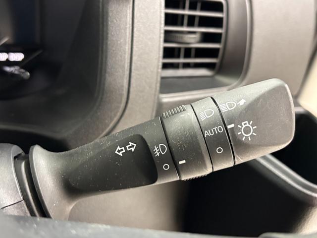 ハイゼットカーゴＤＸ防錆塗装済み　ＡＭＦＭチューナー　ＬＥＤヘッドランプ　エアコン　オートライト　電子制御式４ＷＤ　キーレスエントリー　　スライドドア（長野県）の中古車