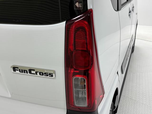 タントファンクロスターボ防錆塗装　ＵＳＢソケット　両側パワースライドドア　両側シートヒーター　エンジンスターター　ＬＥＤ　オートライト（長野県）の中古車