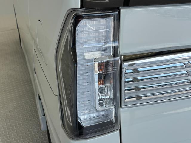 タントカスタムＸ　４ＷＤ　トップエディションＳＡIII　ＣＤＣＤチューナー　シートヒーター　片側電動スライドドア　オートライト　オートエアコン　ＬＥＤヘッドランプ　ＬＥＤフォグランプ　４ＷＤ（長野県）の中古車