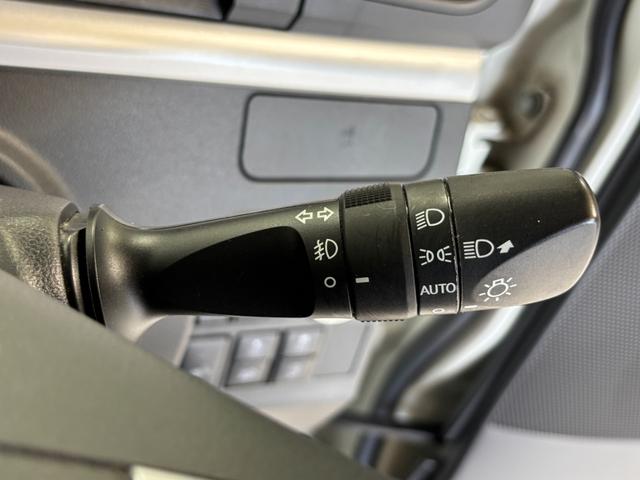 タントカスタムＸ　４ＷＤ　トップエディションＳＡIII　ＣＤＣＤチューナー　シートヒーター　片側電動スライドドア　オートライト　オートエアコン　ＬＥＤヘッドランプ　ＬＥＤフォグランプ　４ＷＤ（長野県）の中古車