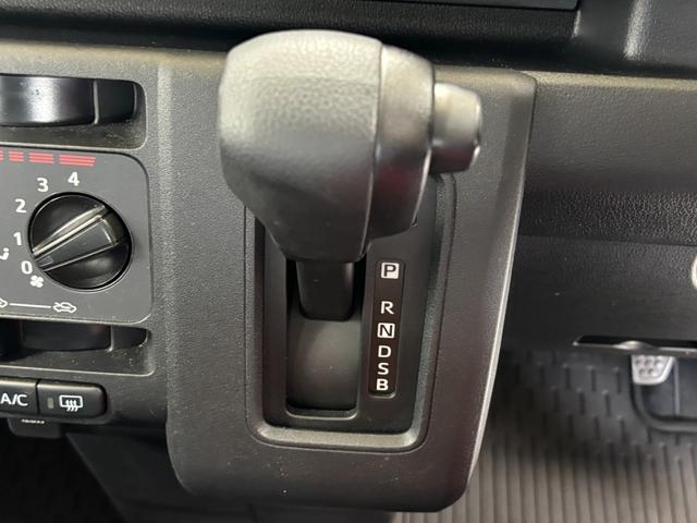 ハイゼットカーゴ４ＷＤ　ＤＸ　ＣＶＴ　ＡＭ／ＦＭラジオＡＭ・ＦＭラジオ　オートライト　ＣＶＴ　　マニュアルエアコン　パワステ　パワーウィンドウ（長野県）の中古車