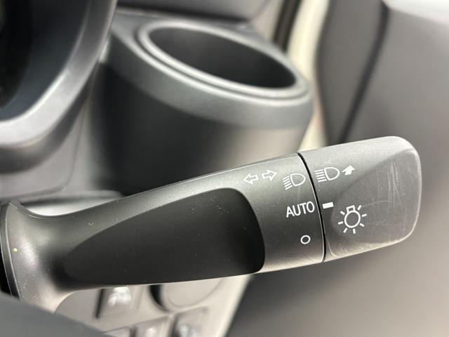 ミライースＬ　ＳＡIII防錆塗装済み　オーディオレス　マニュアルエアコン　ハロゲンヘッドランプ　オートライト　１３インチフルホイールキャップ　キーレスエントリー　パンク応急修理キット　ショッピングフック　スマートアシスト（長野県）の中古車