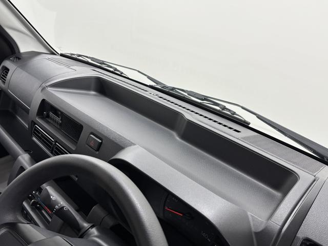 ハイゼットトラックスタンダードＭＴ５　ＡＭ・ＦＭチューナー　マニュアルエアコン　パートタイム４ＷＤ　ガードフレームプロテクター　ゲートプロテクター　ハロゲンヘッドランプ　オートライト機能　ショッピングフック　スマアシ（長野県）の中古車