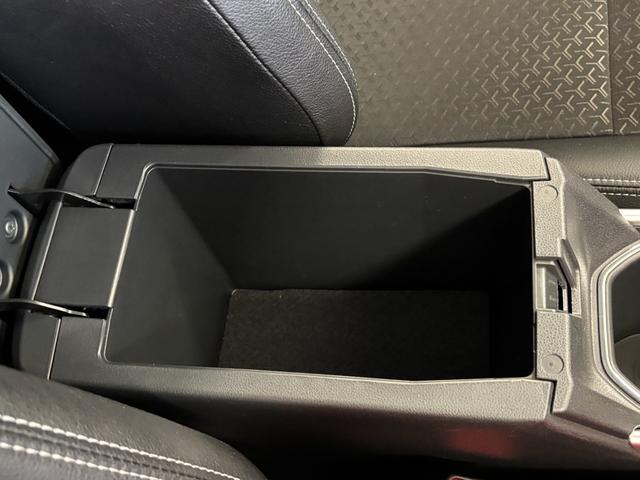 ロッキープレミアムＧディスプレイオーディオ　バックカメラ　ＥＴＣ　シートヒーター　クルーズコントロール　オートライト　オートエアコン　ＬＥＤヘッドランプ　ＬＥＤフォグランプ　２ＷＤ（長野県）の中古車