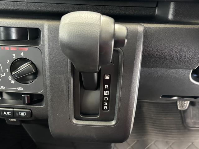 ハイゼットカーゴＤＸＡＭ・ＦＭラジオ　オートライト　マニュアルエアコン　ＣＶＴ　４ＷＤ（長野県）の中古車