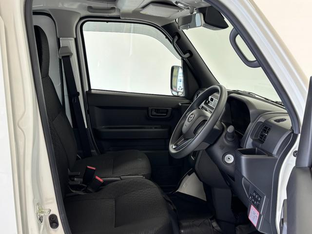 ハイゼットカーゴＤＸＡＭ・ＦＭラジオ　オートライト　マニュアルエアコン　ＣＶＴ　４ＷＤ（長野県）の中古車