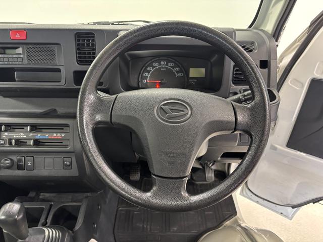ハイゼットトラックスタンダード 農用スペシャルAM・FMラジオ マニュアルエアコン MT リヤ4枚リーフスプリング 荷台作業灯(長野県)の中古車