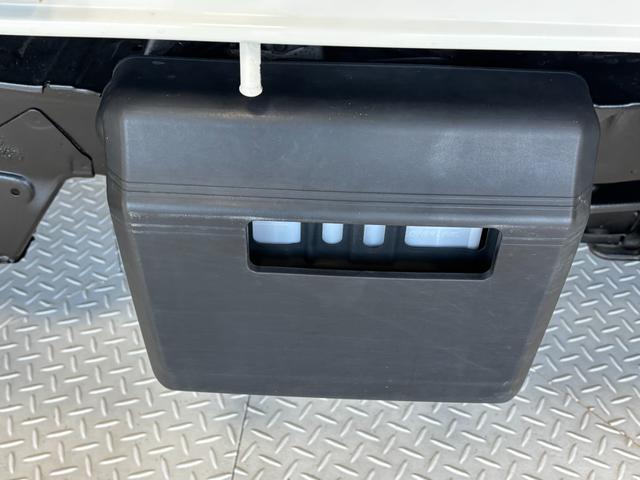 ハイゼットトラックスタンダード 農用スペシャルAM・FMラジオ マニュアルエアコン MT リヤ4枚リーフスプリング 荷台作業灯(長野県)の中古車