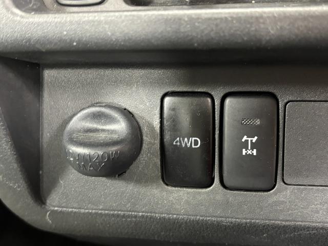 ハイゼットトラックスタンダード 農用スペシャルAM・FMラジオ マニュアルエアコン MT リヤ4枚リーフスプリング 荷台作業灯(長野県)の中古車