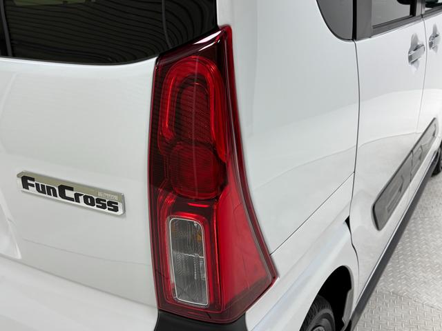 タントファンクロスターボディスプレイオーディオ　バックカメラ　　シートヒーター　ターボエンジン　クルーズコントロール　両側電動スライドドア　オートライト　オートエアコン　ＬＥＤヘッドランプ　ＬＥＤフォグランプ　ＣＶＴ（長野県）の中古車