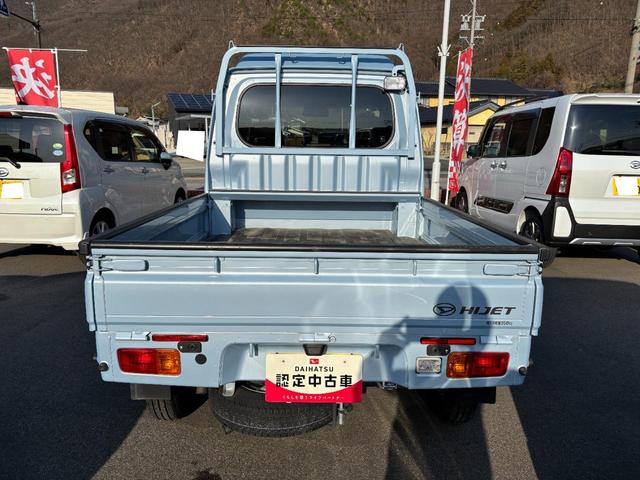 ハイゼットトラックジャンボＳＡIIIｔＭＴ５　ＣＤチューナー　マニュアルエアコン　荷台作業灯　ＬＥＤヘッドランプ　荷台ゴムマット　ゲートプロテクター　電子制御式４ＷＤ　スーパーデフロック　オートライト　キーフリー　スマアシ（長野県）の中古車