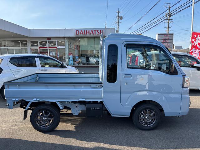 ハイゼットトラックジャンボＳＡIIIｔＭＴ５　ＣＤチューナー　マニュアルエアコン　荷台作業灯　ＬＥＤヘッドランプ　荷台ゴムマット　ゲートプロテクター　電子制御式４ＷＤ　スーパーデフロック　オートライト　キーフリー　スマアシ（長野県）の中古車