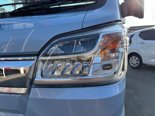 ハイゼットトラックジャンボＳＡIIIｔＭＴ５　ＣＤチューナー　マニュアルエアコン　荷台作業灯　ＬＥＤヘッドランプ　荷台ゴムマット　ゲートプロテクター　電子制御式４ＷＤ　スーパーデフロック　オートライト　キーフリー　スマアシ（長野県）の中古車