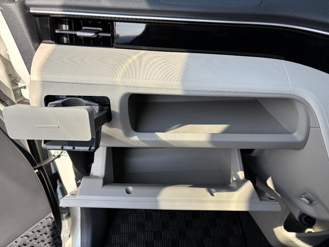 ムーヴＸリミテッドII　ＳＡIIIナビ　バックカメラ　Ｂｌｕｅｔｏｏｔｈ　ＵＳＢソケット　ステアリングスイッチ　運転席側シートヒーター　シートアンダートレイ　ＬＥＤヘッドランプ　オートライト機能　プッシュスタート　キーフリー　スマアシ（長野県）の中古車