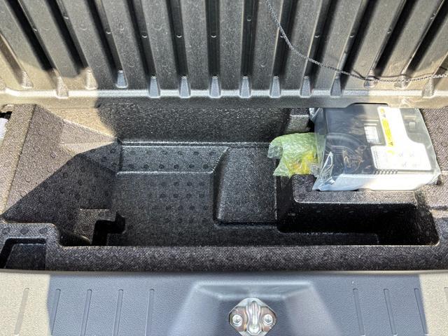 ムーヴＸリミテッドII　ＳＡIIIナビ　バックカメラ　Ｂｌｕｅｔｏｏｔｈ　ＵＳＢソケット　ステアリングスイッチ　運転席側シートヒーター　シートアンダートレイ　ＬＥＤヘッドランプ　オートライト機能　プッシュスタート　キーフリー　スマアシ（長野県）の中古車