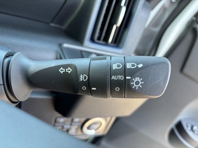 タントカスタムRSターボ オーディオレス USBソケット 両側電動スライドドア ミラクルオープンドア 両側シートヒーター 電動パーキングブレーキ 格納式テーブル LED オートライト 15インチアルミホイール スマアシ(長野県)の中古車