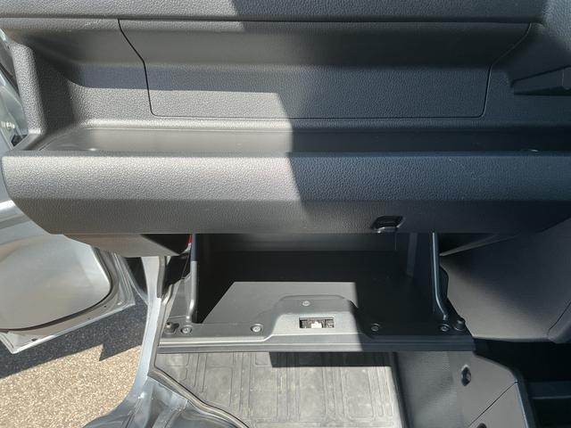 ハイゼットトラックスタンダードＡＭ／ＦＭチューナー　マニュアルエアコン　ハロゲンヘッドランプ　オートライト機能　荷台ゴムマット（５ｍｍ）　ゲートプロテクター　ゲートプロテクター　電子制御式４ＷＤ　アクセサリーソケット　スマアシ（長野県）の中古車