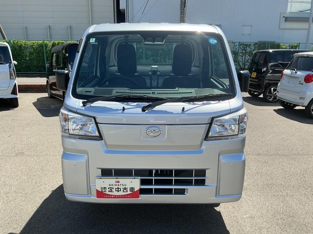 ハイゼットトラックスタンダードＡＭ／ＦＭチューナー　マニュアルエアコン　ハロゲンヘッドランプ　オートライト機能　荷台ゴムマット（５ｍｍ）　ゲートプロテクター　ゲートプロテクター　電子制御式４ＷＤ　アクセサリーソケット　スマアシ（長野県）の中古車