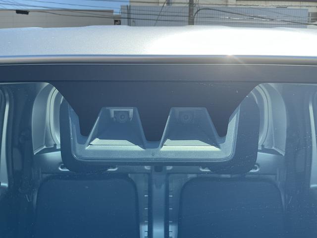 ハイゼットトラックスタンダードＡＭ／ＦＭチューナー　マニュアルエアコン　ハロゲンヘッドランプ　オートライト機能　荷台ゴムマット（５ｍｍ）　ゲートプロテクター　ゲートプロテクター　電子制御式４ＷＤ　アクセサリーソケット　スマアシ（長野県）の中古車