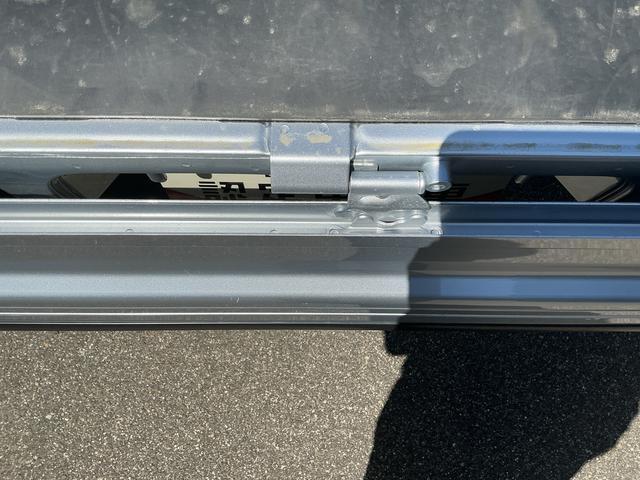 ハイゼットトラックスタンダードＡＭ／ＦＭチューナー　マニュアルエアコン　ハロゲンヘッドランプ　オートライト機能　荷台ゴムマット（５ｍｍ）　ゲートプロテクター　ゲートプロテクター　電子制御式４ＷＤ　アクセサリーソケット　スマアシ（長野県）の中古車