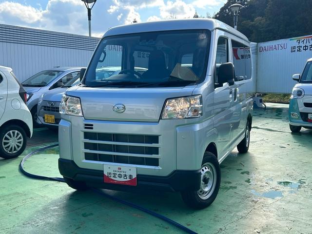 ハイゼットカーゴＤＸ４ＷＤ　スマートアシスト３　前後コーナーセンサー　ＡＭ・ＦＭラジオ　両側スライドドア　オートライト　キーレス　マニュアルエアコン　ＡＢＳ　ＣＶＴ車（石川県）の中古車