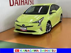 プリウスＳツーリングセレクション衝突被害軽減ブレーキシステム　ハイブリッド　ドラレコ　クルーズコントロール　ステアリングスイッチ　Ｂカメラ　Ｐスタート　オートハイビーム　ＥＴＣ　シートヒーター　キーフリー