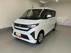 ムーヴＸ衝突被害軽減ブレーキ　横滑り防止装置　４ＷＤ　オートハイビーム　アイドリングストップ　ステアリングスイッチ　オートライト　キーフリーシステム　オートエアコン　マット