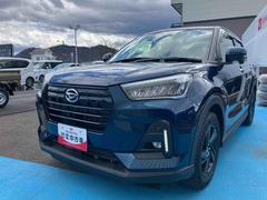 ロッキープレミアム２ＷＤ　ＣＶＴ　１０００ｃｃ　衝突被害軽減ブレーキ　横滑り防止装置　ＡＢＳ　アイドリングストップ　プッシュボタンスタート　ナビ　全方位モニター　全席シートヒーター　クルーズコントロール