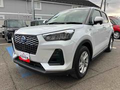 ロッキーＸ　ＨＥＶ２ＷＤ　ＣＶＴ　１２００ｃｃ　ハイブリッド　衝突被害軽減ブレーキ　横滑り防止装置　ＡＢＳ　サイドエアバッグ　スマートキー　プッシュボタンスタート　ディスプレイオーディオ　バックモニター