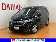 フリードＧドラレコ　Ｂカメラ　両側オートスライドドア　３列シート　ステアリングスイッチ　アクセサリーソケット　Ｐスタート　ＥＴＣ　電動格納ミラー　キーフリー