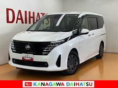 セレナＸＶ衝突被害軽減ブレーキシステム　全周囲カメラ　３列シート　ステアリングスイッチ　レーダークルーズコントロール　日産コネクトナビゲーションシステム　ＳＯＳスイッチ　電動パーキングブレーキ　シートヒーター