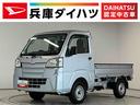 走行無制限１年保証　禁煙車　ワンオーナー　４ＷＤ　ＡＴ車　キーレスエントリー　オートライト　３方開　ゲートプロテクター　ドアバイザー　ヘッドライトレベライザー　アクセサリーソケット　スペアタイヤ（兵庫県）の中古車