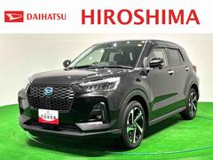 ロッキー 中古車 プレミアムＧ　ＨＥＶ　パノラマモニター対応　シートヒーターＬＥＤヘッドランプ・フォグランプ　全車速追従機能付アダプティブクルーズコントロール　レーンキープコントロール　ブラインドスポットモニター　１７インチアルミホイール　シートヒーター