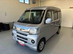 ハイゼットカーゴ 中古車 クルーズターボリミテッドパートタイム４ＷＤ　５速マニュアル　純正ナビ　キーレスエントリー　ハロゲンヘッド／フォグランプ　マニュアルエアコン　電動格納式ドアミラー　両側スライドドア　パワーウィンドウ　デュアルエアバッグ