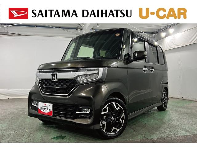 N−BOXカスタムG・Lターボホンダセンシング 雹害/走行27988キロ/ナビ1年保証距離無制限 走行距離27988キロ フルセグナビ バックカメラ ブルートゥース 純正マット サイドエアバッグ オートライト 両側電動スライドドア 電動格納式ドアミラー(埼玉県)の中古車