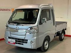 ハイゼットトラック 中古車 ジャンボＳＡＩＩＩｔ５速マニュアル車　デフロック機能　　レーンアシスト　４ＷＤ　盗難防止システム　運転席エアバッグ　衝突安全ボディ　ＡＢＳ　横滑り防止システム　衝突低減ブレーキ　運転席助手席エアバッグ　ＬＥＤヘットライト
