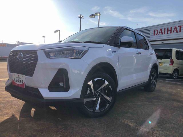 ロッキープレミアムG HEV 2WD 走行距離1561km2WD ハイブリッド車 スマートアシスト 電動パーキングブレーキ 運転席助手席シートヒーター 本革巻ステアリングホイール 17インチアルミホイール(山形県)の中古車