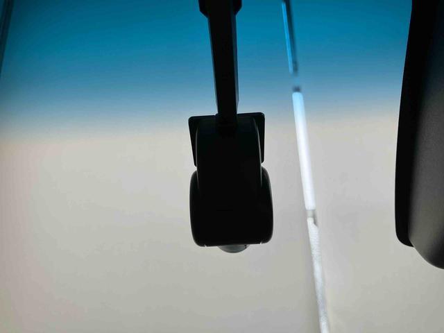 ムーヴカスタム Xリミテッド SAIIIスマートアシスト付き ナビゲーションシステム付き パノラマモニター付き ドライブレコーダー付き ステアリングスイッチ フルタイム4WD シートヒーター ETC付き キーフリーシステム(鳥取県)の中古車