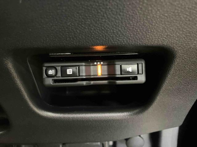 ムーヴカスタム Xリミテッド SAIIIスマートアシスト付き ナビゲーションシステム付き パノラマモニター付き ドライブレコーダー付き ステアリングスイッチ フルタイム4WD シートヒーター ETC付き キーフリーシステム(鳥取県)の中古車