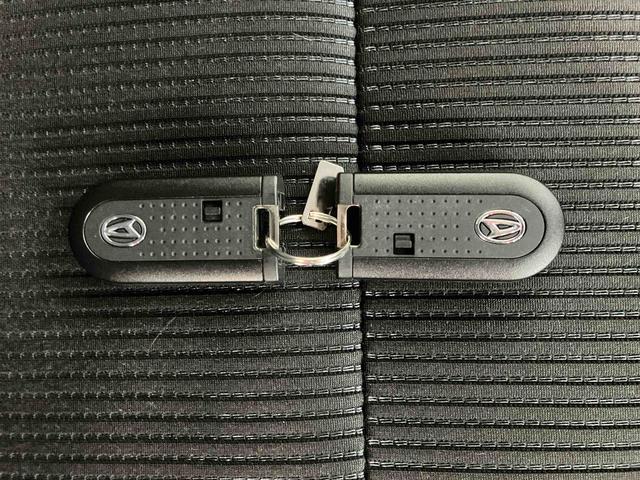 ムーヴカスタム Xリミテッド SAIIIスマートアシスト付き ナビゲーションシステム付き パノラマモニター付き ドライブレコーダー付き ステアリングスイッチ フルタイム4WD シートヒーター ETC付き キーフリーシステム(鳥取県)の中古車